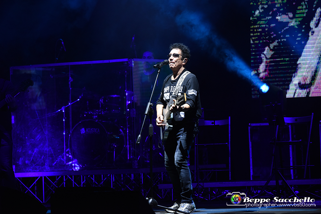VBS_4151 - Concerto Edoardo Bennato - Peter Pan Rock 'n' Roll Tour.jpg